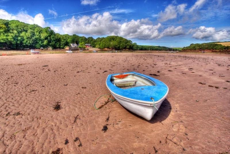 Middle Cottage Sandy Haven Beach Milford Haven Exterior foto